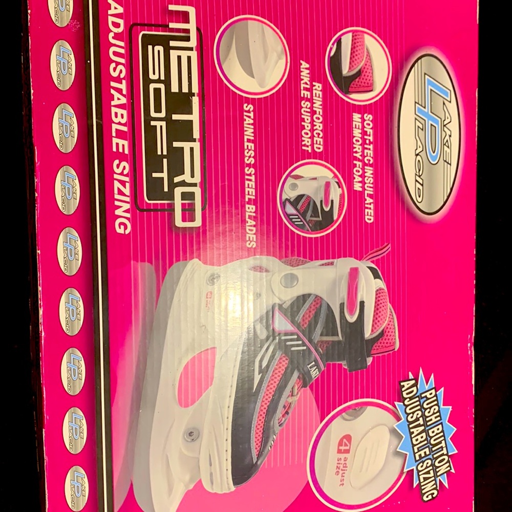 Girls Youth 4-size Adjustable Ice Skate- fits sizes 2-5
